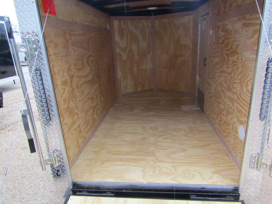 VHW5 5X8 ENCLOSED RAMP DOOR WHITE B Image 2