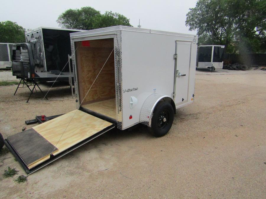 VHW5 5X8 ENCLOSED RAMP DOOR WHITE B Image 3