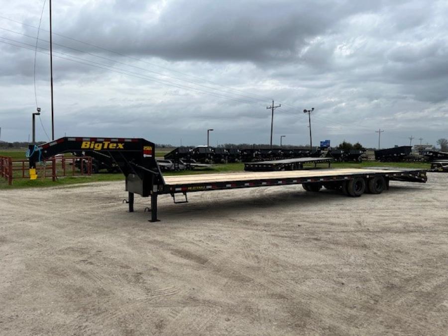 Big Tex 25GN, Gooseneck, 102" x 40', 25.9K, Dovetail, Mega Ramps Image 6