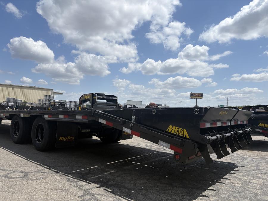 Big Tex 22GN, Gooseneck, 102" x 40', 23.9K, Dovetail, Mega Ramps Image 1