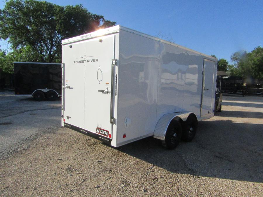LEE7 CARGO MATE 7X16 10K RD WHITE BY FOREST RIVER Image 2