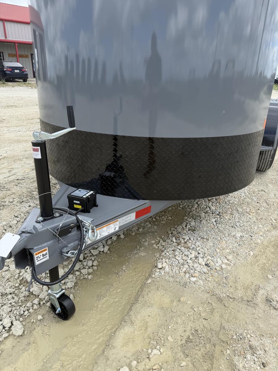 16 X 6 X 6.6 LIVESTOCK TRAILER BY DELTA MFG Image 13