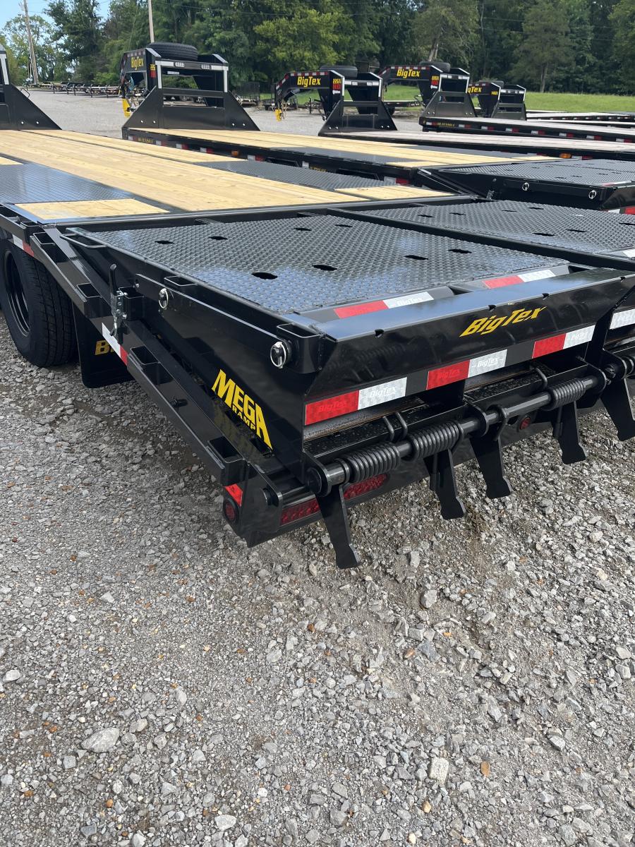 Big Tex 25GN, Gooseneck, 102" x 30', 25.9K, Dovetail, Mega Ramps Image 4