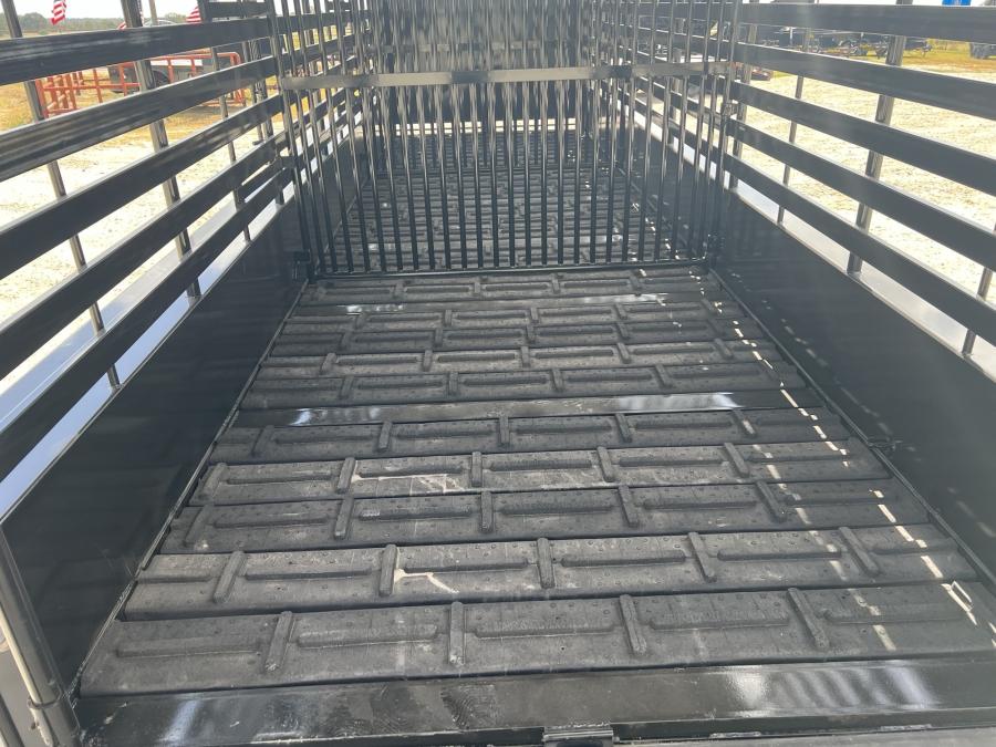 24' x 6'8" x 7' GN LIVESTOCK TRAILER BY DELTA MFG Image 7