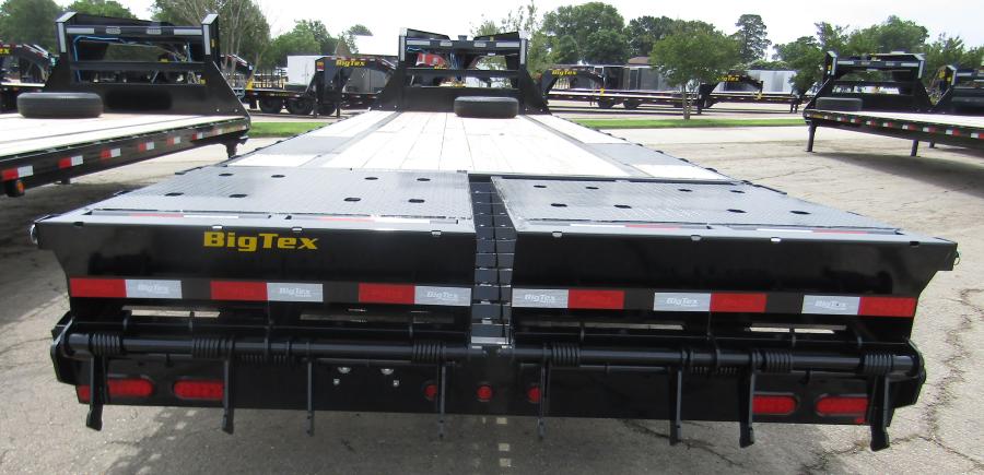 Big Tex 14GN, Gooseneck, 102" x 25', 15.9K, Dovetail, Mega Ramps Image 2