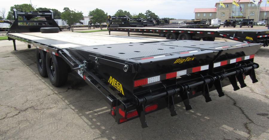 Big Tex 14GN, Gooseneck, 102" x 25', 15.9K, Dovetail, Mega Ramps Image 6