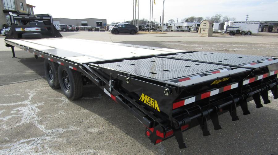 Big Tex 14GN, Gooseneck, 102" x 30', 15.9K, Dovetail, Mega Ramps Image 2
