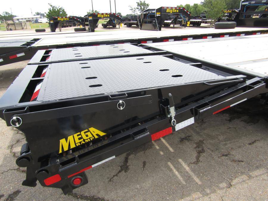 Big Tex 14GN 15.9K TAND GN 102X35+5 MR DVT, MR, SWT, BLK Image 6