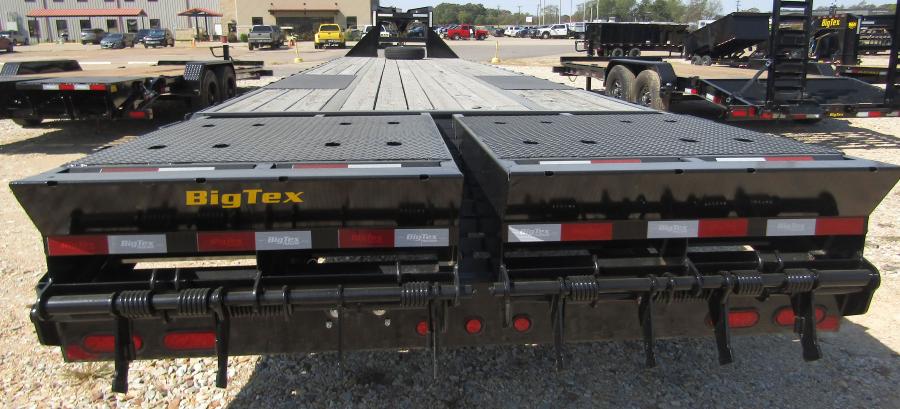 Big Tex 25GN, Gooseneck, 102" x 40', 25.9K, Dovetail, Mega Ramps Image 2