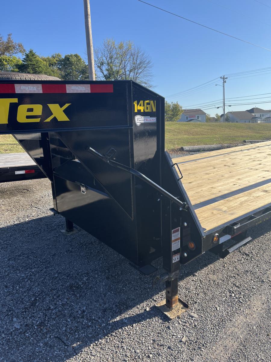 Big Tex 14GN, Gooseneck, 102" x 33', 15.9K, Dovetail, Mega Ramps Image 1