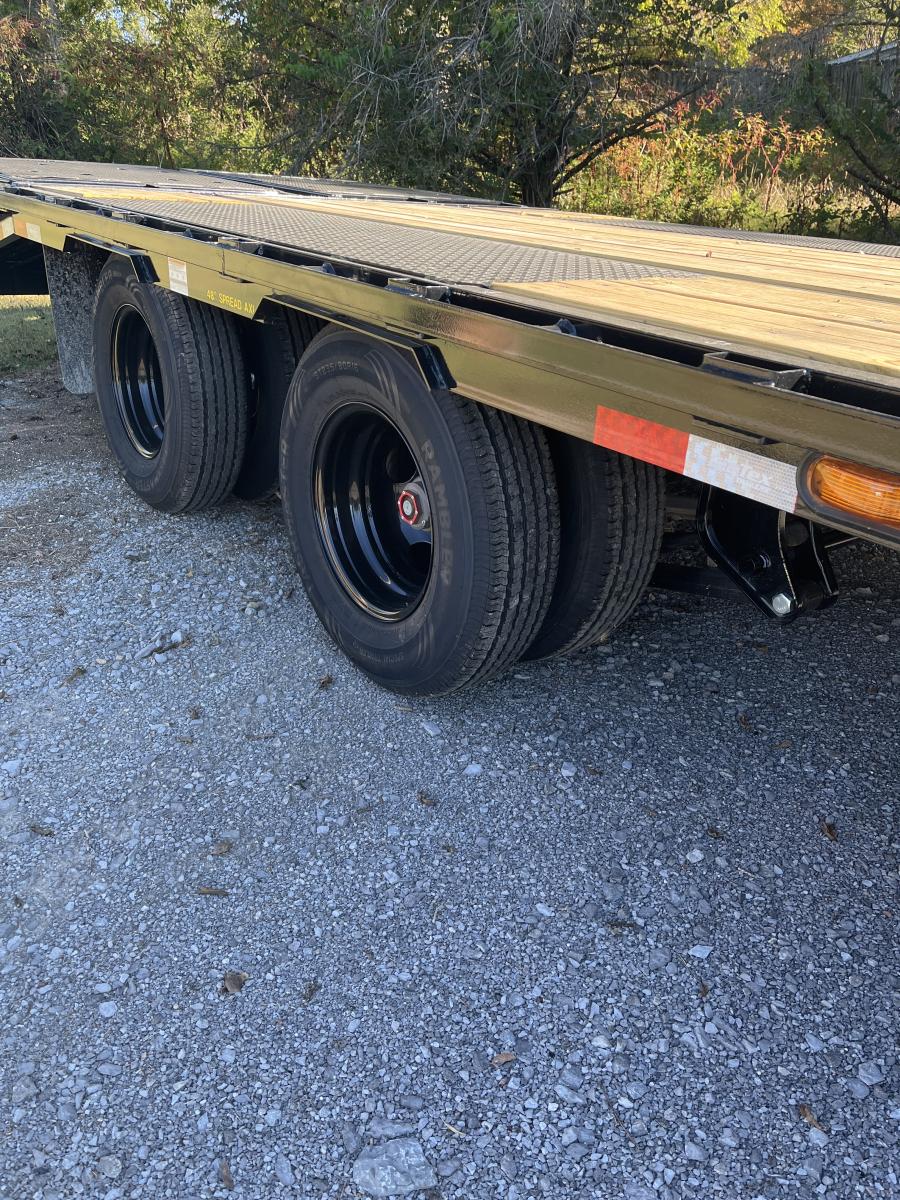 Big Tex 25PH, Pintle, 102″ x 25′, 25.9K, Dovetail, Mega Ramps Image 2