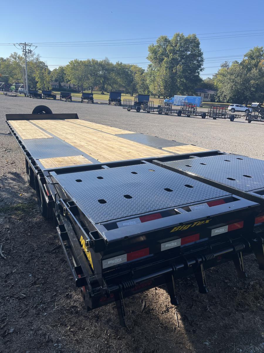 Big Tex 25PH, Pintle, 102" x 25', 25.9K, Dovetail, Mega Ramps Image 4