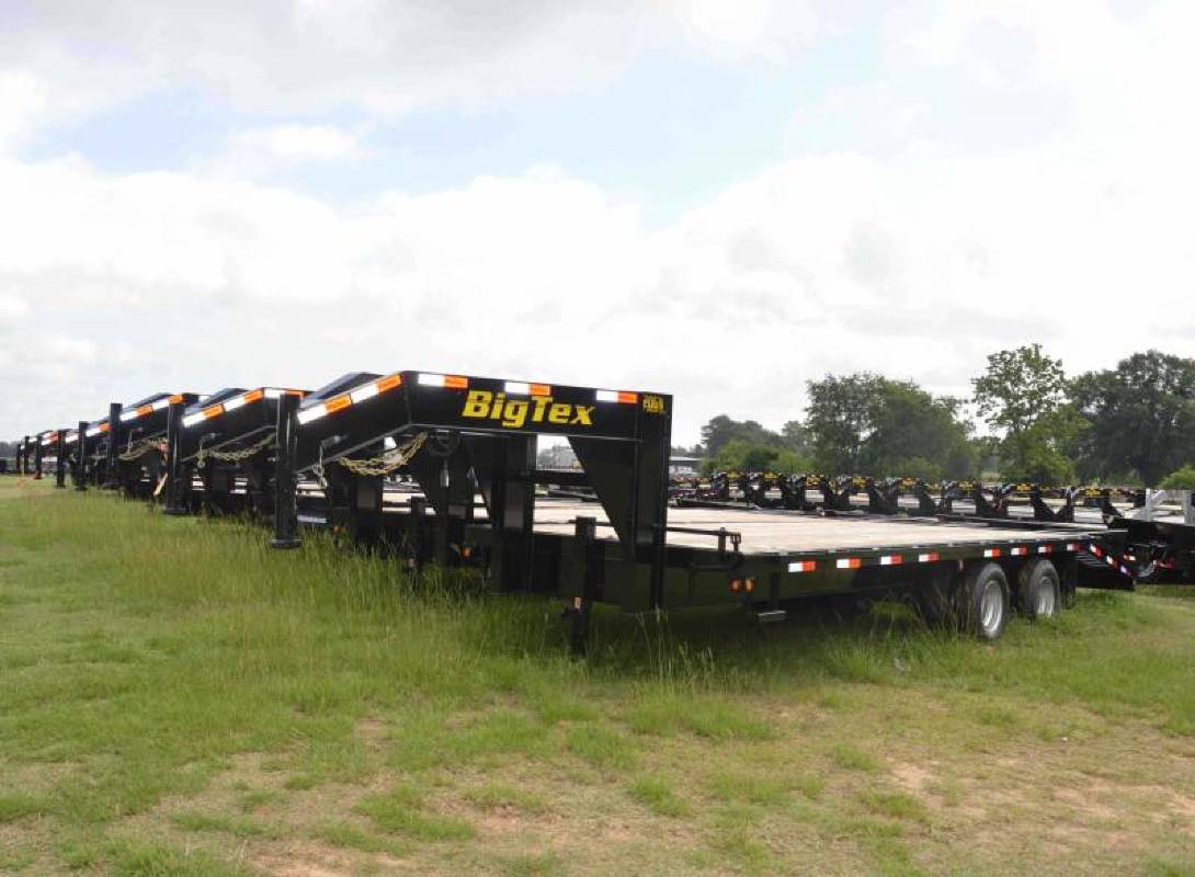 Big Tex 20+5 Tandem Axle Gooseneck