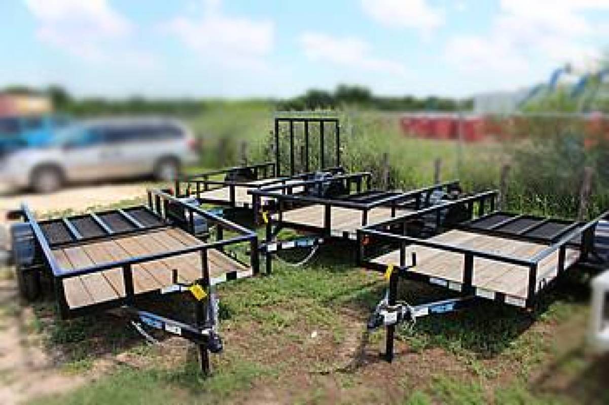 Top Hat 5x10 Trailer w/Ramp Gates